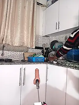 Snapshot of Bella045 chatting on 11.03.25 Bella045 online show from 11.03.25