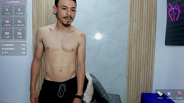 wild demongirl online show from 05.01.26