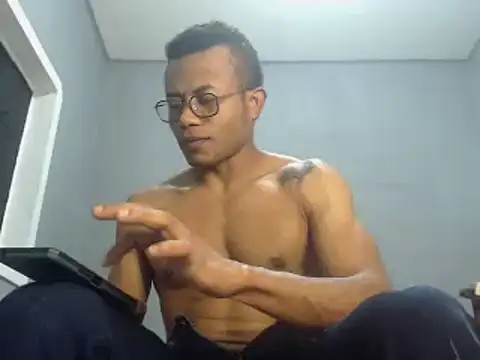 Snapshot of grandominantex1 chatting on 12.24.24 grandominantex1 online show from 12.24.24