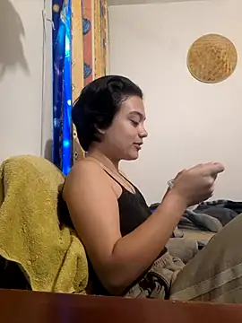Snapshot of littlemelii chatting on 07.02.26 littlemelii online show from 07.02.26
