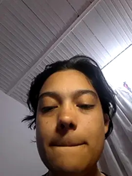 Snapshot of littlemelii chatting on 07.05.26 littlemelii online show from 07.05.26