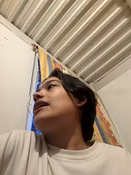 Snapshot of littlemelii chatting on 07.15.26 littlemelii online show from 07.15.26