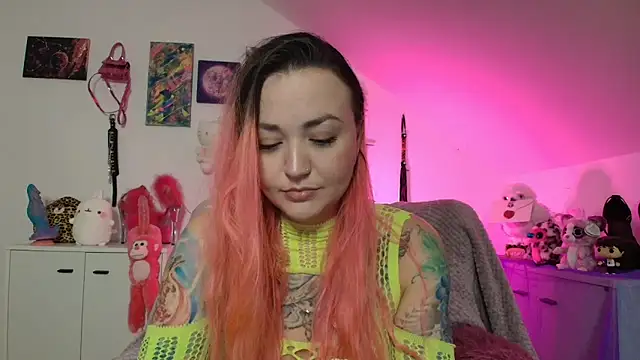 PinkHurricaneOfficial online show from 10.30.25