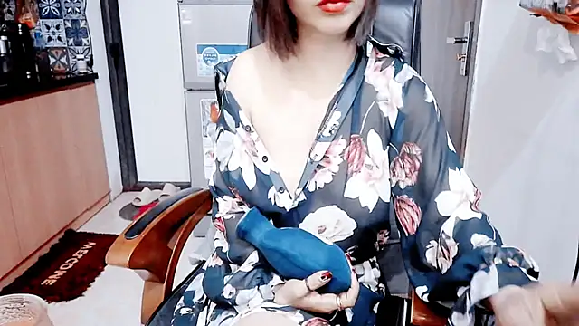 Miu-Le online show from 02.12.26