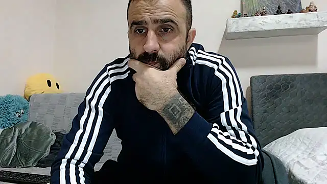 Snapshot of ivat80 chatting on 12.10.24 ivat80 online show from 12.10.24