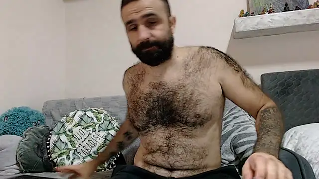 Snapshot of ivat80 chatting on 12.13.24 ivat80 online show from 12.13.24