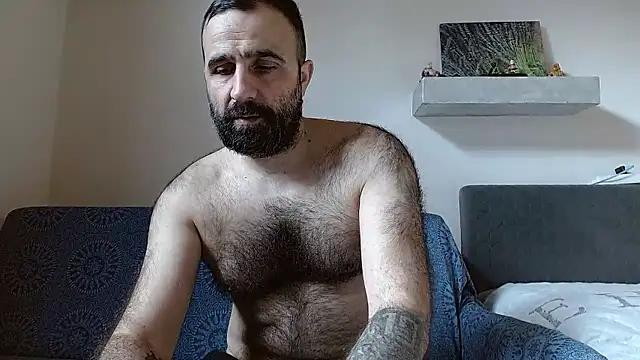 Snapshot of ivat80 chatting on 01.14.26 ivat80 online show from 01.14.26