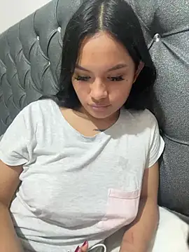 Riana Kean online show from 02.11.25