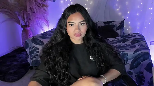 Riana Kean online show from 04.22.26