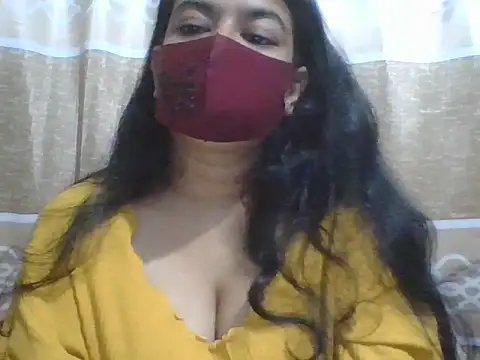 Snapshot of A-sweetgirl chatting on 11.19.25 A-sweetgirl online show from 11.19.25