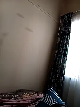 Snapshot of Smash018 chatting on 09.18.25 Smash018 online show from 09.18.25