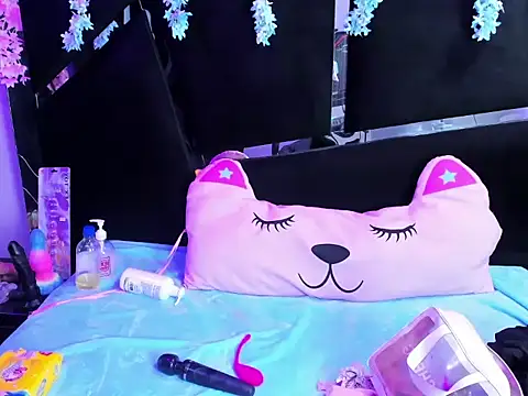 Cocoo Nuth online show from 09.19.25