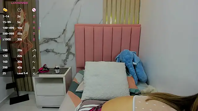CATIAJONES online show from 06.19.26