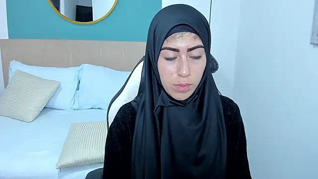 Snapshot of chaymae_nah_ chatting on 01.09.25 chaymae nah online show from 01.09.25