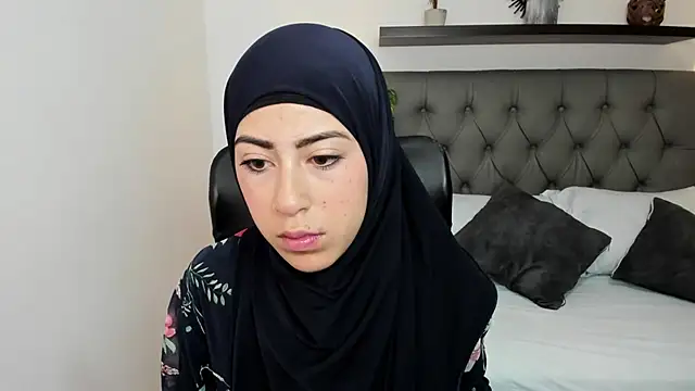 Snapshot of chaymae_nah_ chatting on 03.07.25 chaymae nah online show from 03.07.25