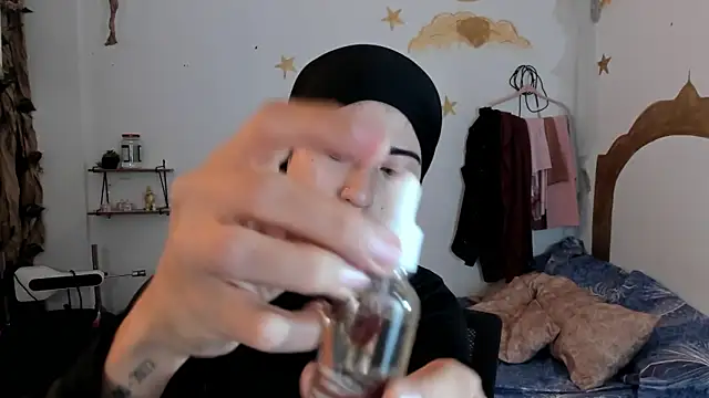 Snapshot of chaymae_nah_ chatting on 09.21.25 chaymae nah online show from 09.21.25