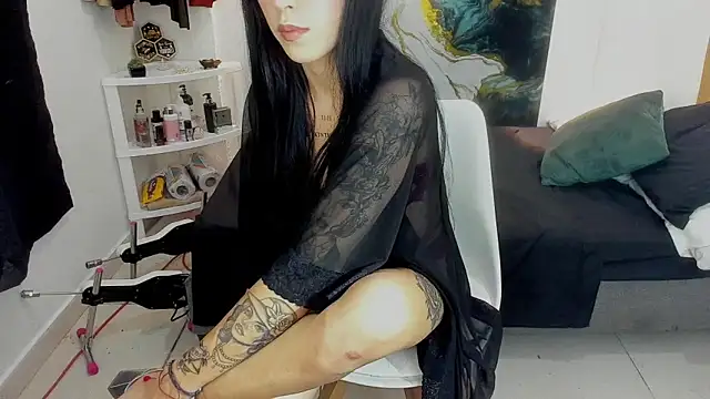 Snapshot of chaymae_nah_ chatting on 01.15.26 chaymae nah online show from 01.15.26