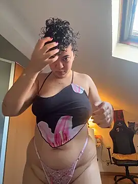 Snapshot of rafamarianoofc chatting on 11.22.25 rafamarianoofc online show from 11.22.25