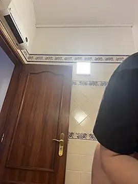 Snapshot of rafamarianoofc chatting on 01.14.26 rafamarianoofc online show from 01.14.26