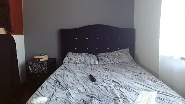 Emilia 1995 online show from 12.01.25