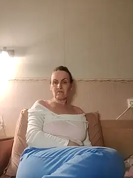Evelina cute online show from 04.30.26