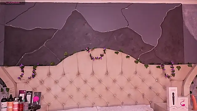 AmberGreyy  online show from 04.22.26