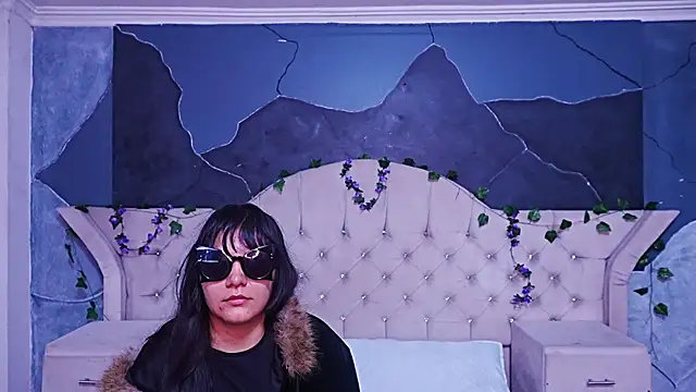 AmberGreyy  online show from 05.06.26