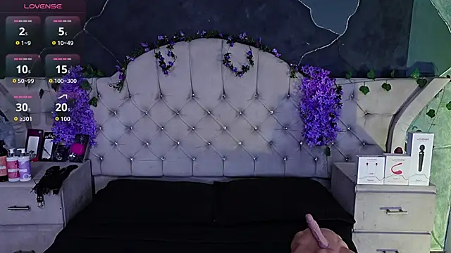 AmberGreyy  online show from 06.15.26