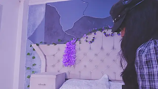 AmberGreyy  online show from 07.03.26