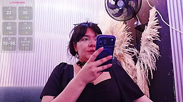 AmberGreyy  online show from 07.04.26