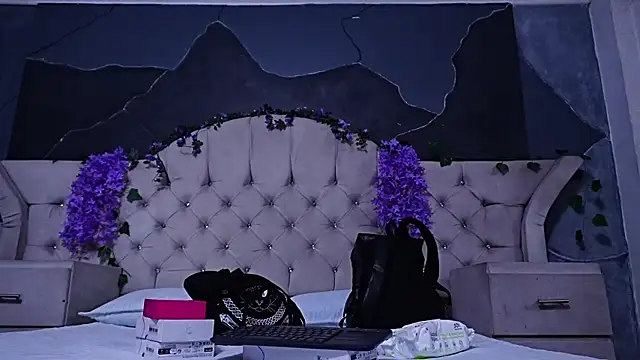 AmberGreyy  online show from 07.14.26