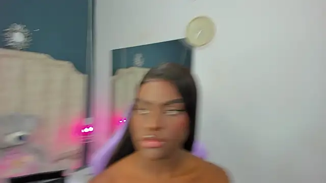 Snapshot of IsabellaBromsS chatting on 01.09.25 IsabellaBromsS online show from 01.09.25