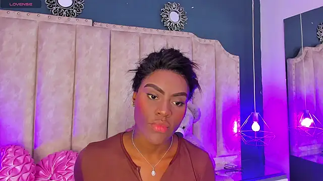 Snapshot of IsabellaBromsS chatting on 02.04.25 IsabellaBromsS online show from 02.04.25