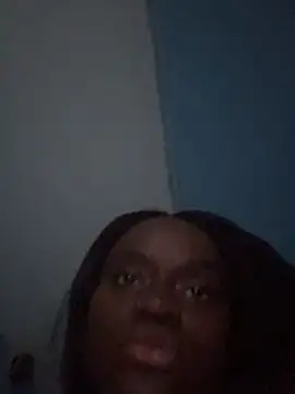 Snapshot of IsabellaBromsS chatting on 09.30.25 IsabellaBromsS online show from 09.30.25