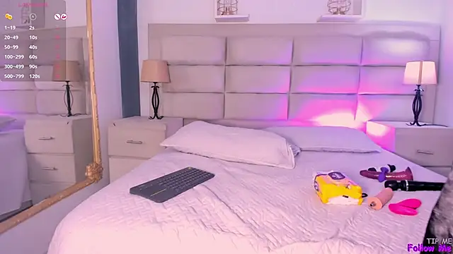 TifannyTaylor  online show from 03.01.25