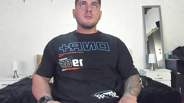 Teilor Creed online show from 02.12.25