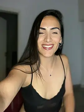 Snapshot of alessandra-a chatting on 12.31.24 alessandra-a online show from 12.31.24