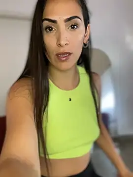 Snapshot of alessandra-a chatting on 01.06.25 alessandra-a online show from 01.06.25