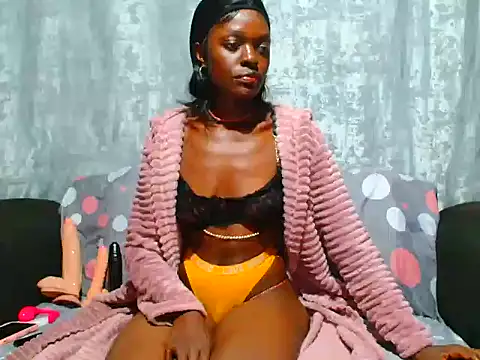 VANESAAMBER23 online show from 04.25.26