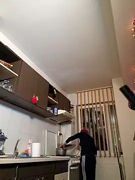 Evadesirex46 online show from 12.21.24