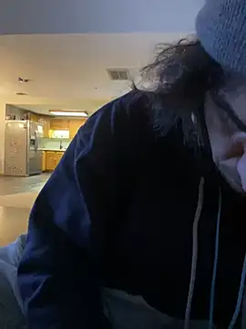 Lilsmokeshow017 online show from 12.15.24