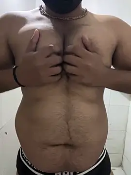 Snapshot of dick69lil chatting on 04.14.26 dick69lil online show from 04.14.26