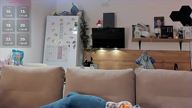 Girl alone home online show from 04.23.26