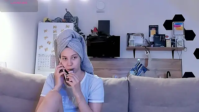 Girl alone home online show from 07.30.26