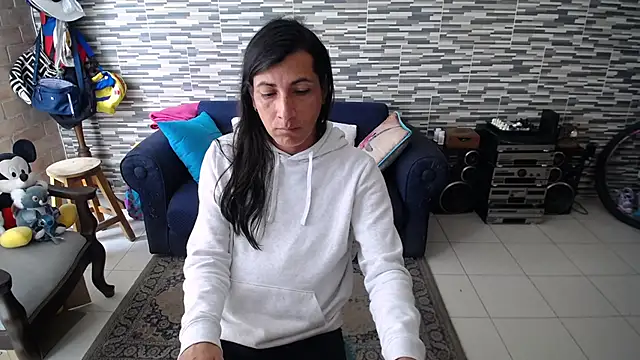 VioletaGomezCo online show from 04.23.26