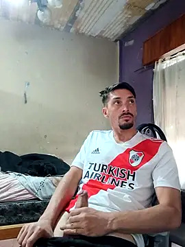 Snapshot of puak6666 chatting on 10.29.25 puak6666 online show from 10.29.25