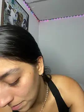 Snapshot of BrittanyDiaz chatting on 10.04.25 BrittanyDiaz online show from 10.04.25