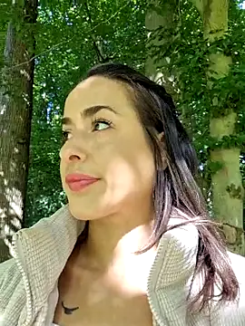 Snapshot of LydiaMaus96 chatting on 09.12.25 LydiaMaus96 online show from 09.12.25