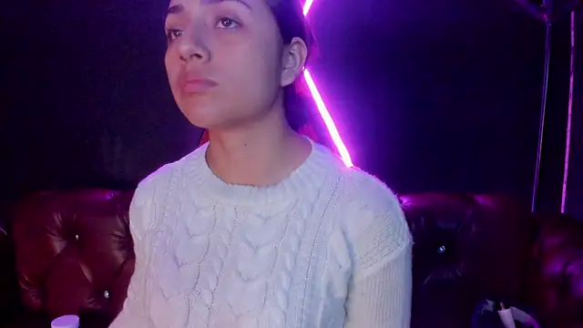 Sophy SmileSweet online show from 12.21.24