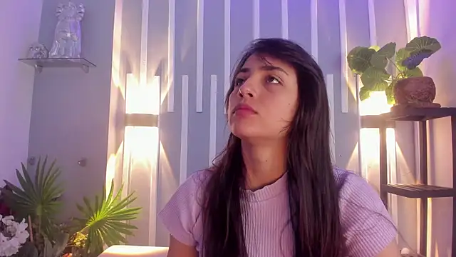 Sophy SmileSweet online show from 03.04.25